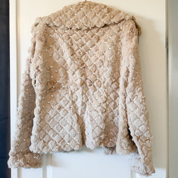 Cache rabbit fur embellished jacket coat EUC tan beige bling medium. - Picture 6 of 7